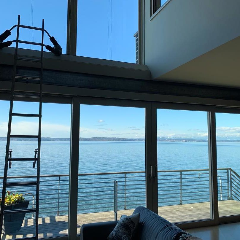 Window cleaning with a view